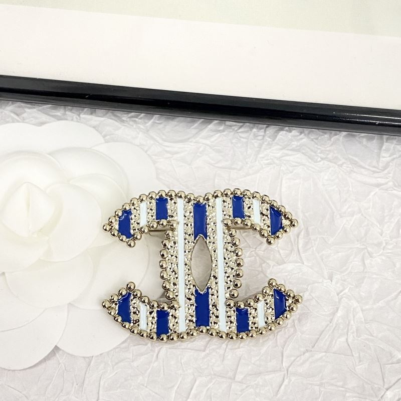 Chanel Brooches - Click Image to Close